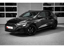 Zwart Gebruikt 2024 Audi A3 Competition Hatchback | € 41.900 (Eerlijke prijs)