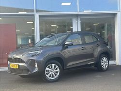 Grijs Gebruikt 2024 Toyota Yaris Cross Active SUV | € 29.749 (Eerlijke prijs)