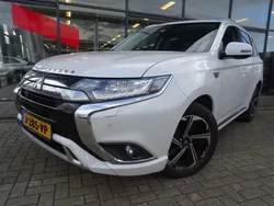 Wit Gebruikt 2020 Mitsubishi Outlander P-HEV SUV | € 24.945 (Eerlijke prijs)