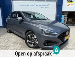 Grijs Gebruikt 2024 Hyundai i30 Comfort Hatchback | € 23.445 (Eerlijke prijs)