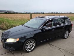 Zwart Gebruikt 2007 Volvo V70 Summum Stationwagen | € 3.250 (Eerlijke prijs)