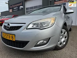 Grijs Gebruikt 2011 Opel Astra Business Edition Stationwagen | € 2.149 (Super prijs)