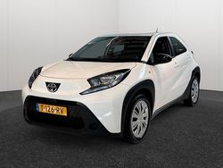 Wit Gebruikt 2023 Toyota Aygo X Play SUV | € 17.490