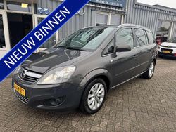 Grijs (metallic) Gebruikt 2013 Opel Zafira MPV | € 4.999 (Super prijs)