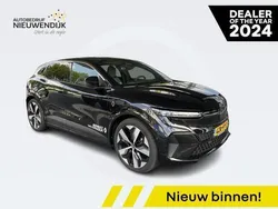 Starry black Gebruikt 2024 Renault Mégane Komfort Hatchback | € 35.995 (Eerlijke prijs)