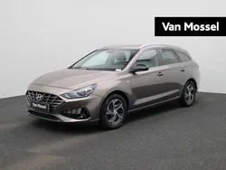 Bruin Gebruikt 2022 Hyundai i30 Stationwagen | € 19.900 (Eerlijke prijs)