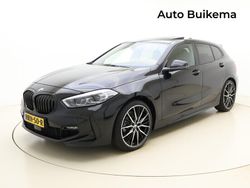 Zwart Gebruikt 2024 BMW 118 M Sport Hatchback | € 37.999 (Eerlijke prijs)