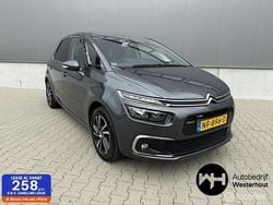 Grijs Gebruikt 2017 Citroën C4 Picasso PureTech MPV | € 10.945 (Eerlijke prijs)