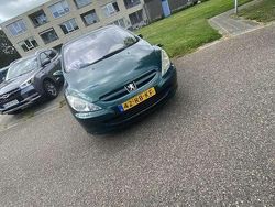 Gebruikt 2005 Peugeot 307 Premium Sedan | € 1.000 (Duur)