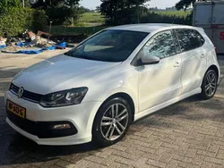Wit Gebruikt 2017 VW Polo R-line Hatchback | € 6.000 (Goede deal)