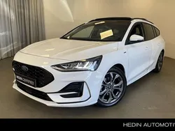 Wit Gebruikt 2024 Ford Focus ST-Line Stationwagen | € 28.245 (Eerlijke prijs)