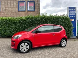 Rood Gebruikt 2013 VW up! take up! Hatchback | € 4.950 (Goede deal)