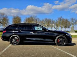 Zwart Gebruikt 2021 BMW 330 Executive Stationwagen | € 29.950 (Eerlijke prijs)