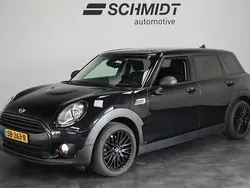 Zwart Gebruikt 2018 Mini ONE Business Hatchback | € 14.995 (Duur)