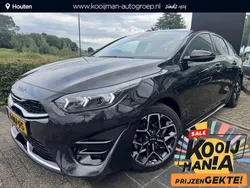 Black pearl m Gebruikt 2023 Kia ProCeed GT-Line Hatchback | € 31.800 (Eerlijke prijs)
