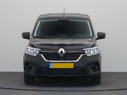 Zwart Gebruikt 2023 Renault Kangoo Komfort MPV | € 17.900 (Eerlijke prijs)