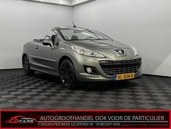 Grijs Gebruikt 2013 Peugeot 207 CC Griffe Cabriolet | € 7.950 (Iets duurder)