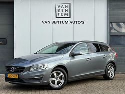 Grijs (metallic) Gebruikt 2016 Volvo V60 Stationwagen | € 2.900