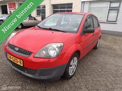Rood Gebruikt 2008 Ford Fiesta Cool & Sound Edition Hatchback | € 1.475 (Eerlijke prijs)