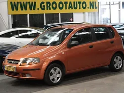Oranje Gebruikt 2005 Chevrolet Kalos Hatchback | € 944 (Eerlijke prijs)