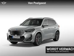 Bmw individual special request lakkleur (490) Nieuw 2025 BMW iX1 M Sport SUV | € 65.006 (Duur)