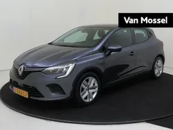 Grijs Gebruikt 2021 Renault Clio V Zen Hatchback | € 12.940 (Eerlijke prijs)