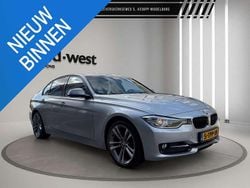 Grijs Gebruikt 2014 BMW 320 Executive Sedan | € 8.247 (Eerlijke prijs)