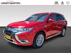 Rood Gebruikt 2019 Mitsubishi Outlander P-HEV Instyle SUV | € 24.430 (Eerlijke prijs)