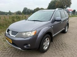 Grijs Gebruikt 2010 Mitsubishi Outlander Edition SUV | € 2.999 (Duur)