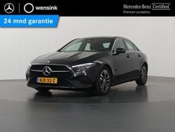 Zwart Gebruikt 2025 Mercedes A180 Business Sedan | € 35.850 (Eerlijke prijs)