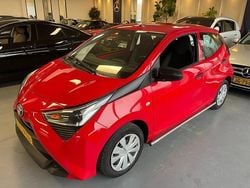 Rood Gebruikt 2018 Toyota Aygo Hatchback | € 5.850 (Goede deal)
