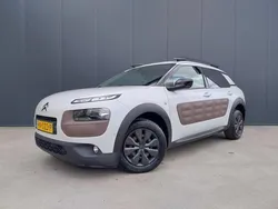 Wit, metallic lak Gebruikt 2015 Citroën C4 Cactus Hatchback | € 6.900 (Eerlijke prijs)