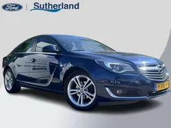 Blauw, metallic lak Gebruikt 2014 Opel Insignia Edition Hatchback | € 9.450 (Eerlijke prijs)