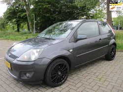 Grijs Gebruikt 2008 Ford Fiesta Futura Hatchback | € 1.650 (Goede deal)