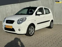 Wit Gebruikt 2011 Kia Picanto Hatchback | € 2.749 (Eerlijke prijs)