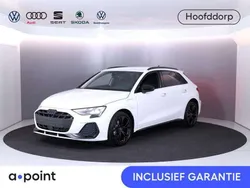 Wit Nieuw 2024 Audi A3 Sportback e-tron Ambiente Sedan | € 47.849