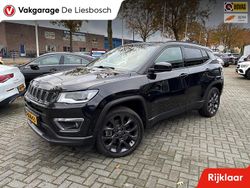 Zwart (metallic) Gebruikt 2020 Jeep Compass SUV | € 22.950 (Eerlijke prijs)