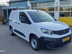 Wit Gebruikt 2023 Peugeot Partner S Van | € 14.950 (Eerlijke prijs)