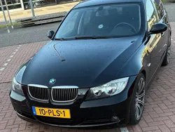 Zwart Gebruikt 2008 BMW 325 Sedan | € 6.999