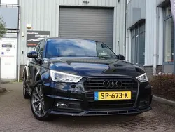 Zwart, metallic lak Gebruikt 2017 Audi A1 Sportback Proline Hatchback | € 13.990 (Eerlijke prijs)