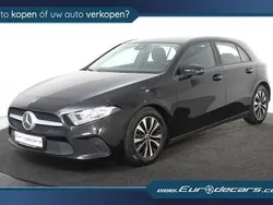 Zwart, metallic lak Gebruikt 2021 Mercedes A180 Business Hatchback | € 22.850 (Goede deal)