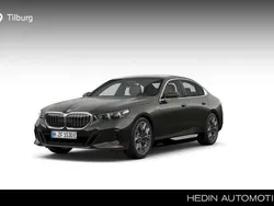 Grijs Nieuw 2024 BMW 530e M Sport Sedan | € 90.757