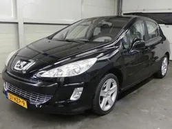 Zwart Gebruikt 2009 Peugeot 308 Hatchback | € 3.995 (Eerlijke prijs)