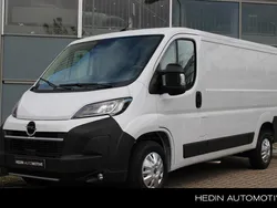 Wit Gebruikt 2024 Opel Movano S Van | € 25.745 (Eerlijke prijs)