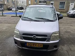 Paars Gebruikt 2005 Opel Agila Essentia MPV | € 1.100 (Eerlijke prijs)