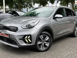 Grijs Gebruikt 2022 Kia Niro SUV | € 21.959 (Goede deal)