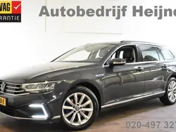 Grijs Gebruikt 2020 VW Passat Business Stationwagen | € 24.945 (Eerlijke prijs)