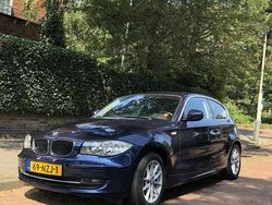 Blauw Gebruikt 2010 BMW 116 Hatchback | € 3.500 (Eerlijke prijs)