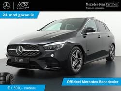 Zwart Gebruikt 2024 Mercedes B200 AMG line MPV | € 41.895 (Eerlijke prijs)