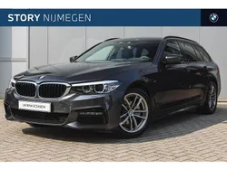 Grijs, metallic lak Gebruikt 2019 BMW 520 Executive Stationwagen | € 32.950 (Eerlijke prijs)